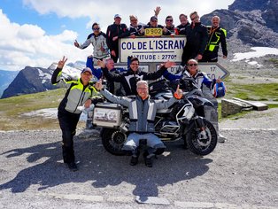 Grupo de Hispania Tours en el Col de l'Iseran