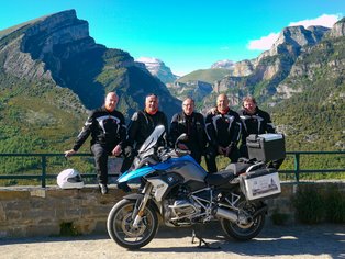 Añisclo Canyon mit Motorradruppe