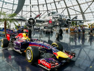 El Hangar 7 de Red Bull