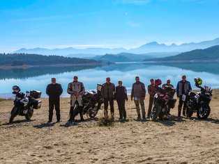 Motorcycle group at Bermejales reservoir