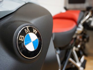 Detailaufnahme BMW R1250 GS ADV Mietmotorrad von Hispania Tours
