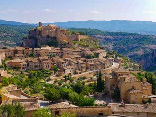 View of the village of Alquezar in Aragón