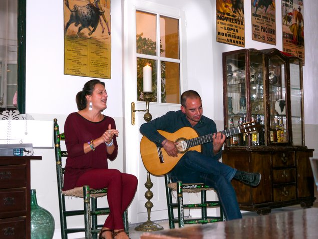 [Translate to English:] Flamencomusik in Sevilla